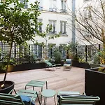 Rue D\'Amsterdam IV By Onefinestay