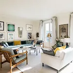 Rue D\'Amsterdam IV By Onefinestay